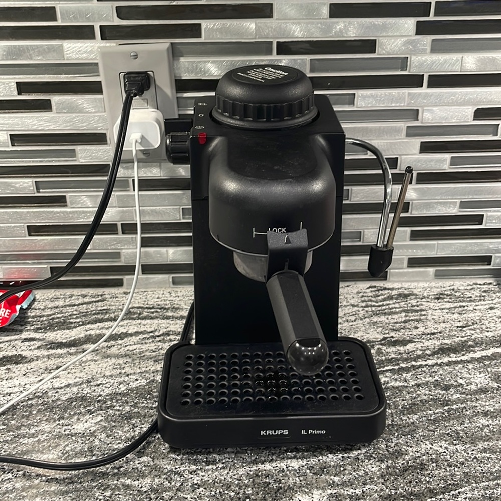 Coffee pot